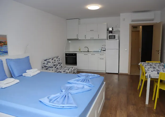 Lux Sozopoli Hills A19 и а13 * Созопол